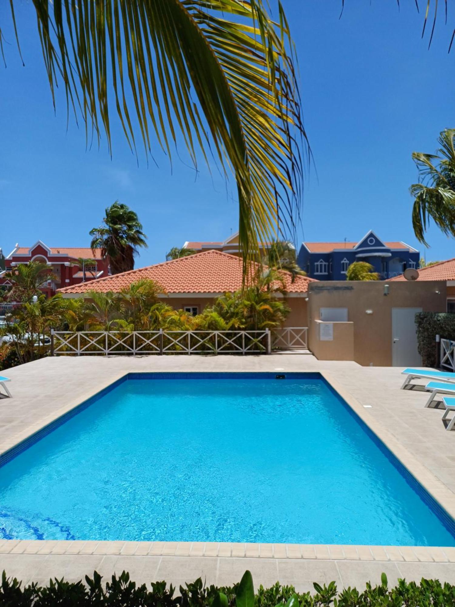 Caribbean Beach Resort Blenchi Curacao Виллемстад Экстерьер фото